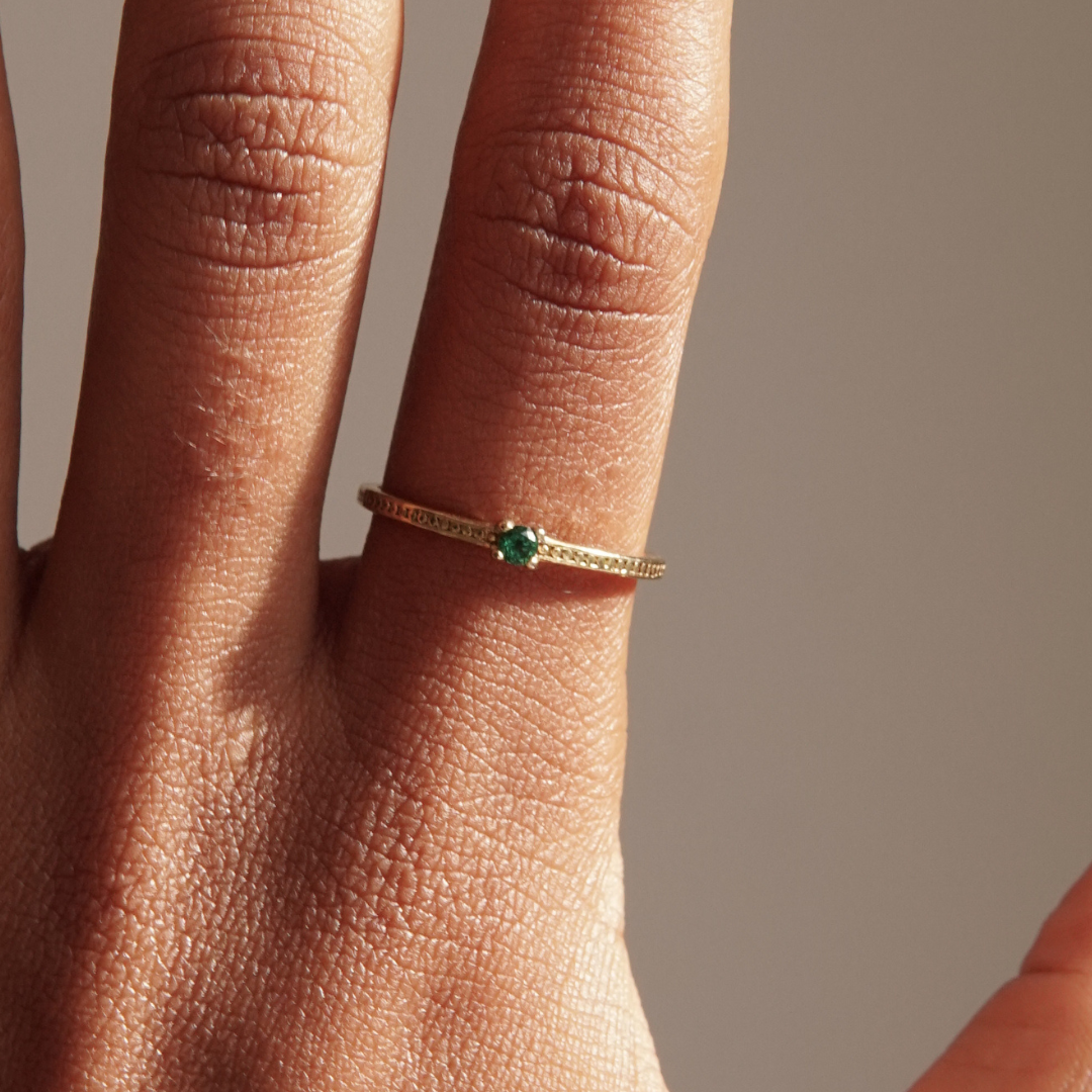 THE EMMA RING GREEN - Solid 14k yellow gold