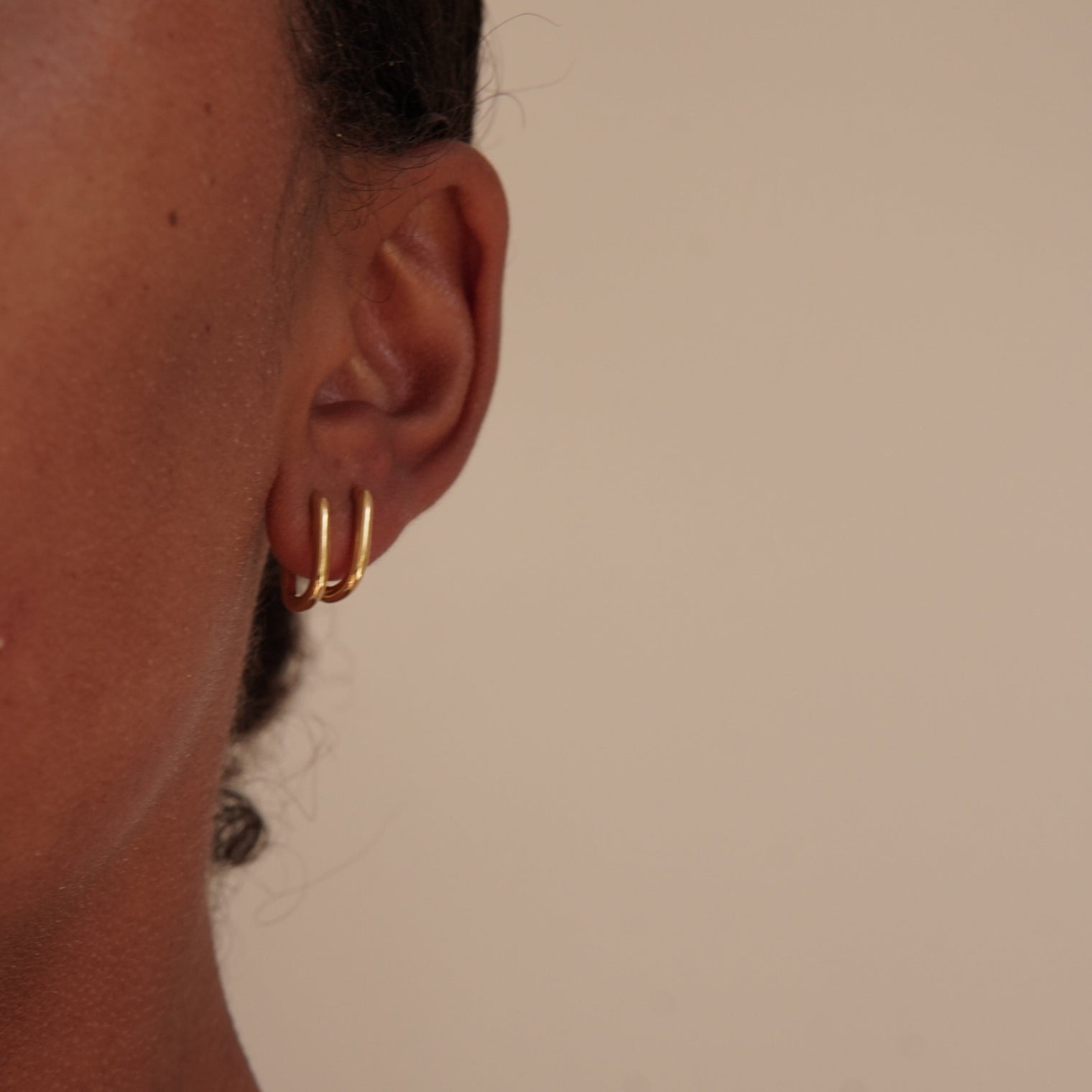 THE HARLEY MOLLY HOOP S - 18K ゴールド バーメイル