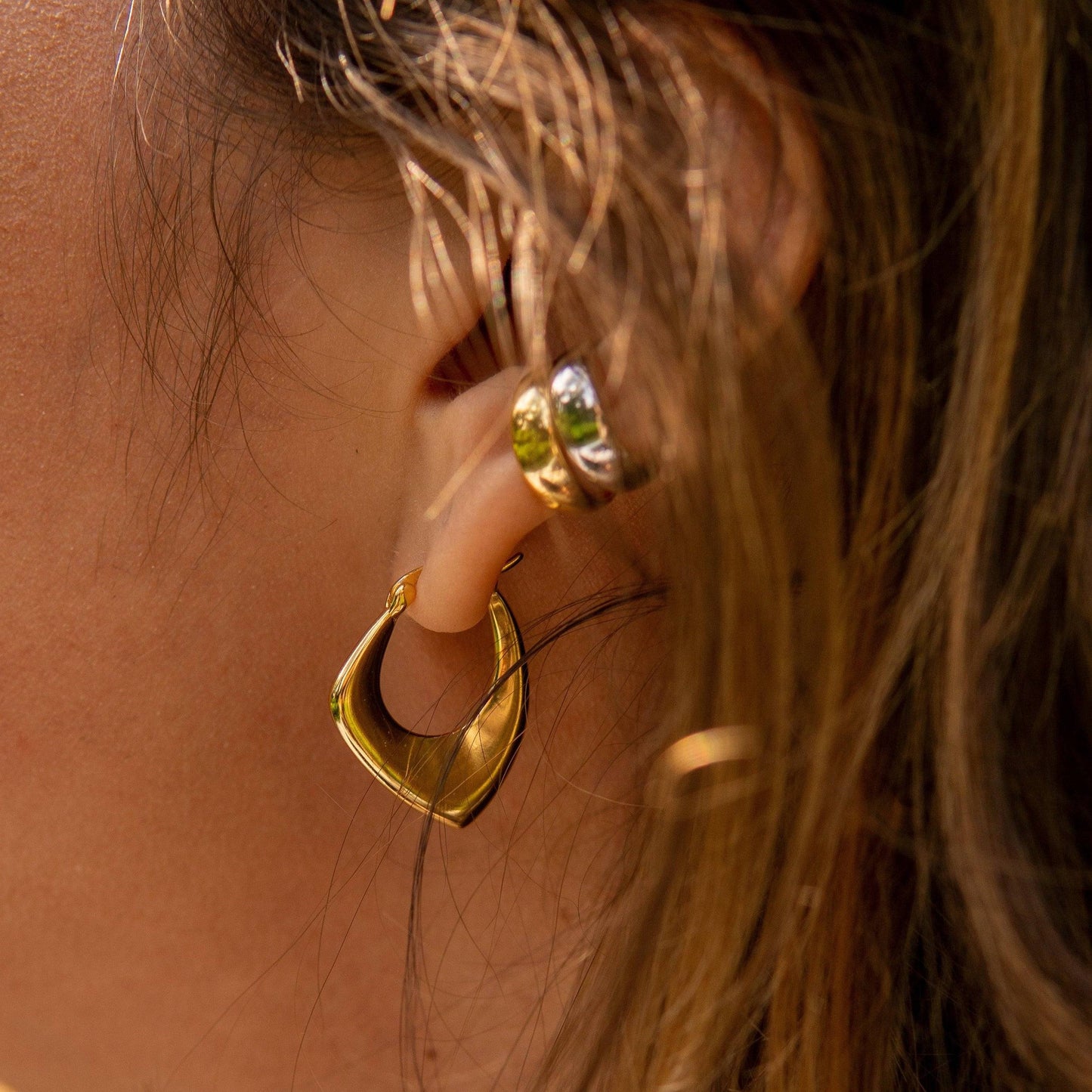 THE NOA HOOP - 18k gold plated - Bound Studios
