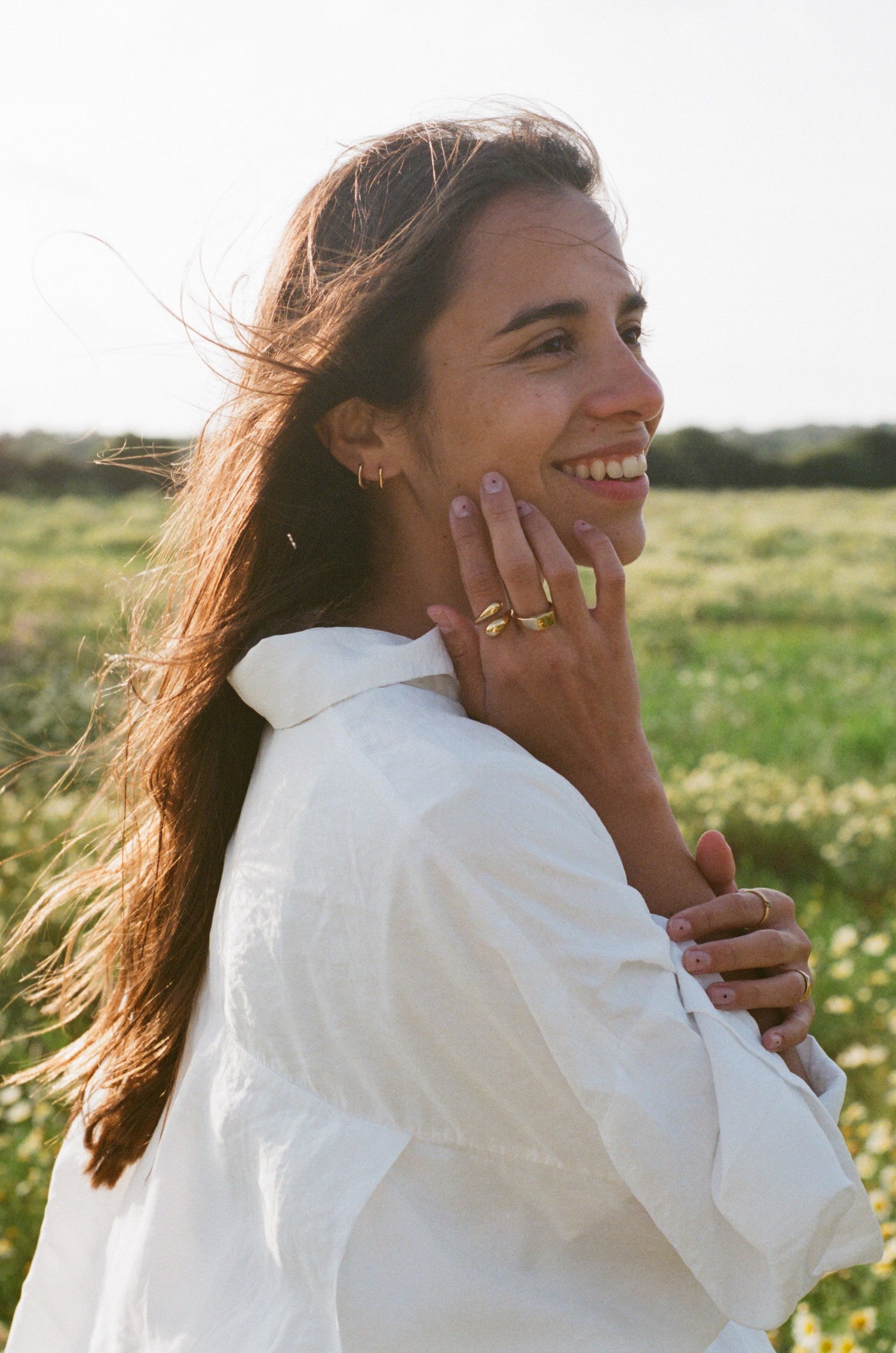 Hypoallergenic jewelry, Sleeping earrings