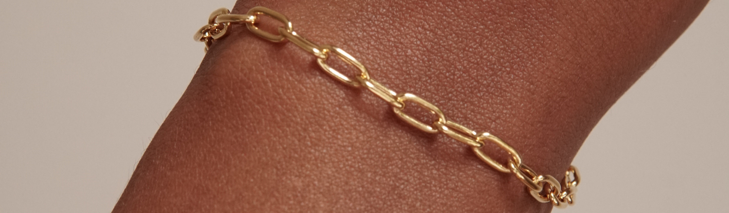 Solid 14k gold bracelet with minimalistic chain design