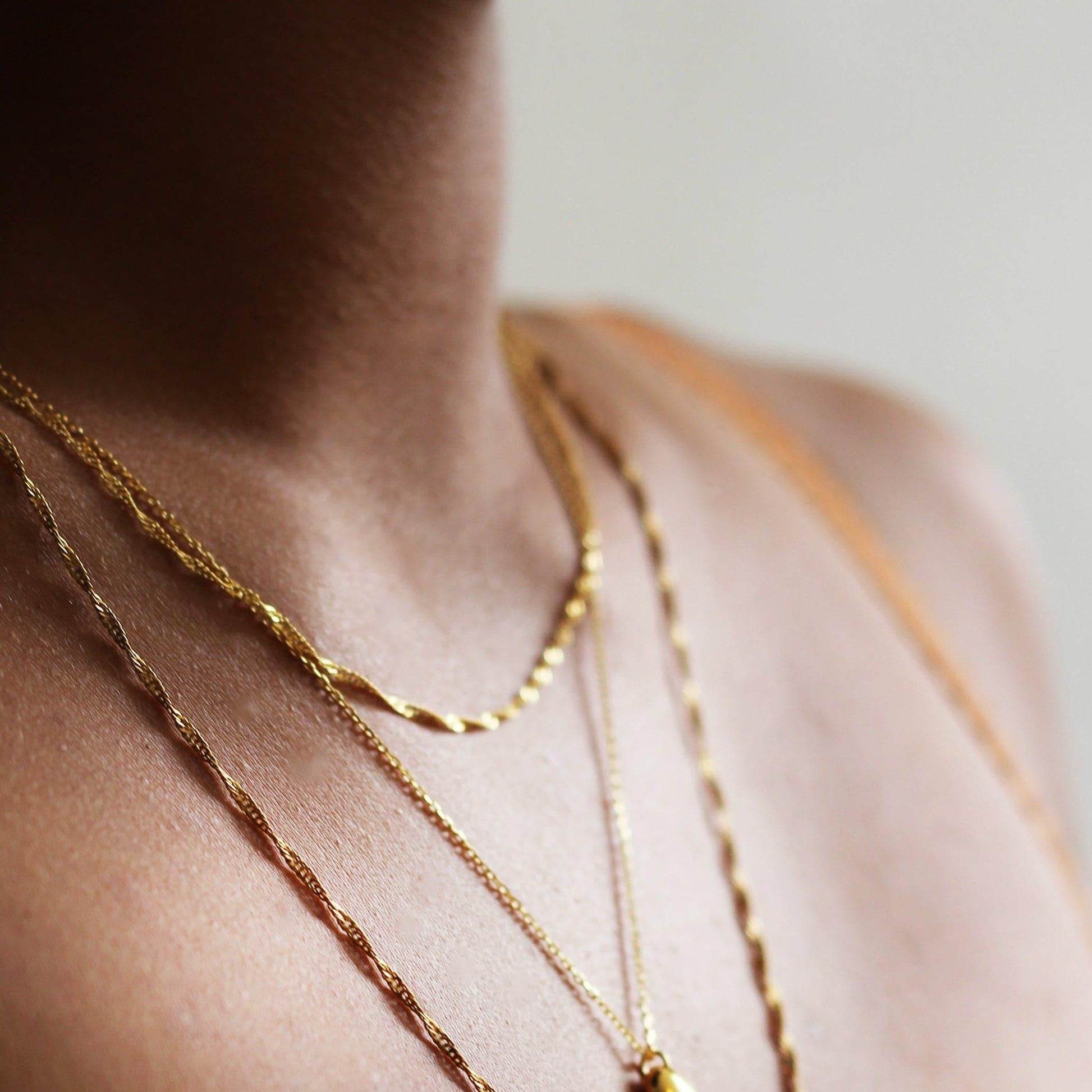 THE RAVEN NECKLACE - 18k gold plated - Bound Studios