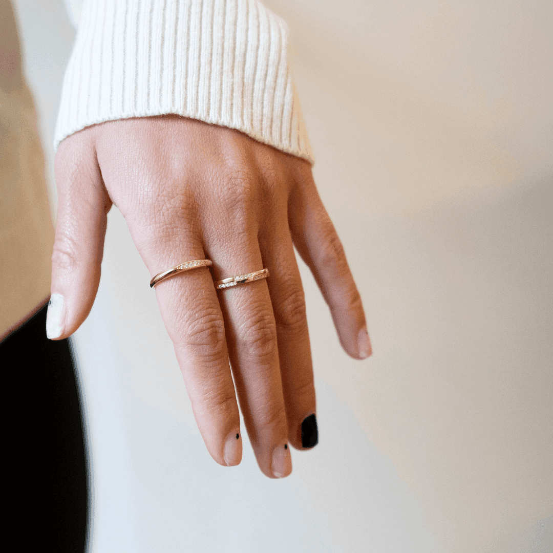 signet ring, Hypoallergenic jewelry